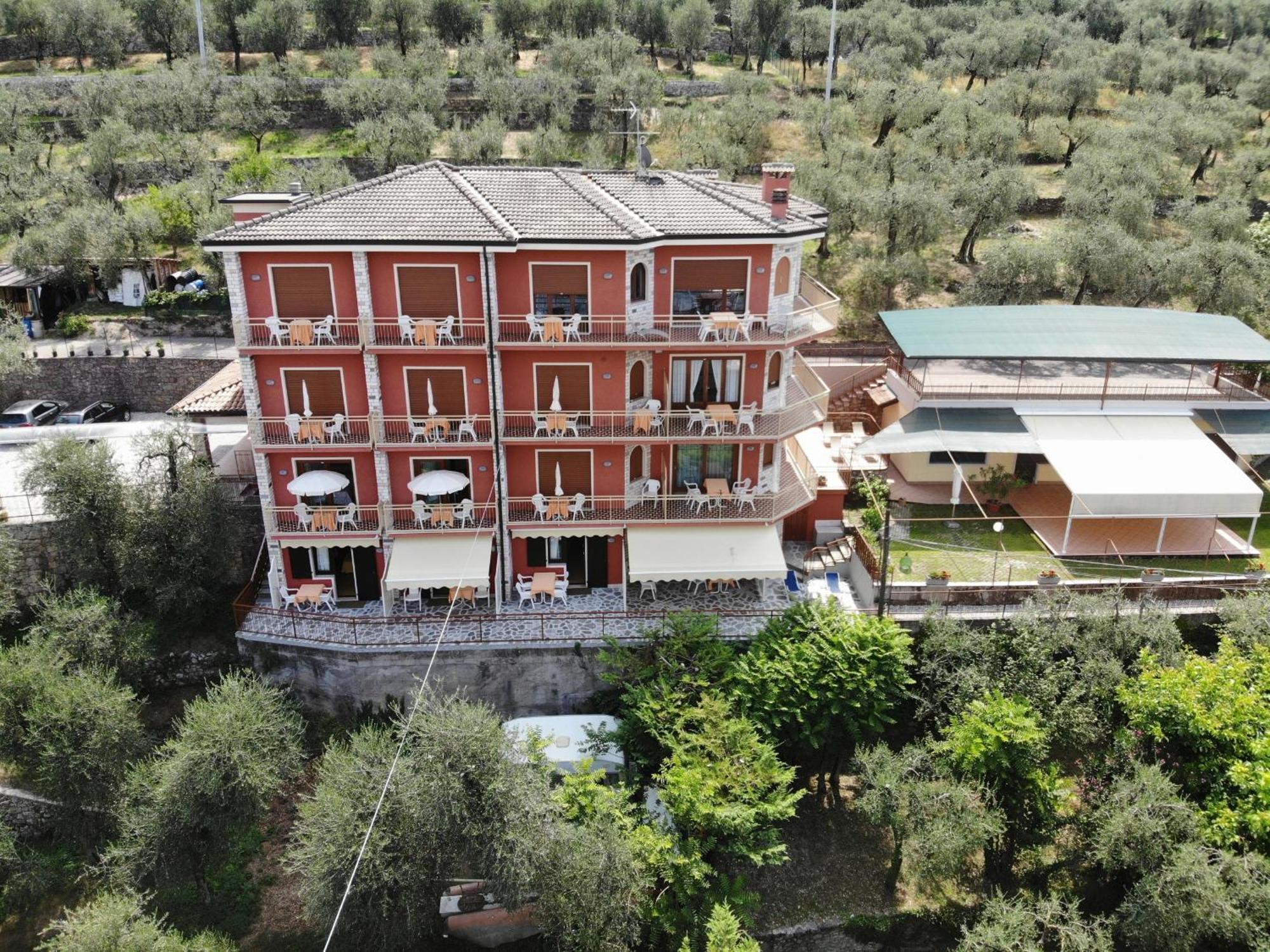 Residence Casa Maria 阿森扎迪布伦佐内 外观 照片